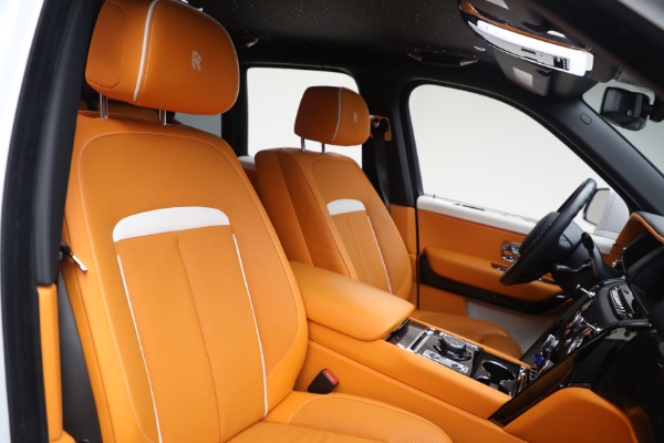 Used 2022 Rolls-Royce Black Badge Cullinan for sale Call for price at Rolls-Royce Motor Cars Greenwich in Greenwich CT 06830 20