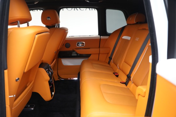 Used 2022 Rolls-Royce Black Badge Cullinan for sale Call for price at Rolls-Royce Motor Cars Greenwich in Greenwich CT 06830 24