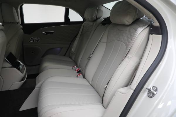 New 2025 Bentley Flying Spur Speed for sale $301,900 at Rolls-Royce Motor Cars Greenwich in Greenwich CT 06830 22