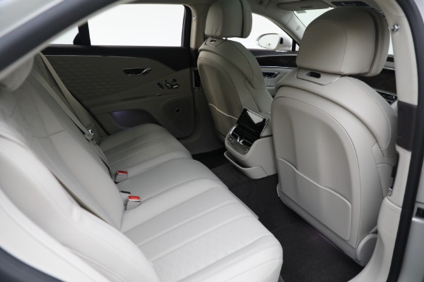 New 2025 Bentley Flying Spur Speed for sale $301,900 at Rolls-Royce Motor Cars Greenwich in Greenwich CT 06830 27