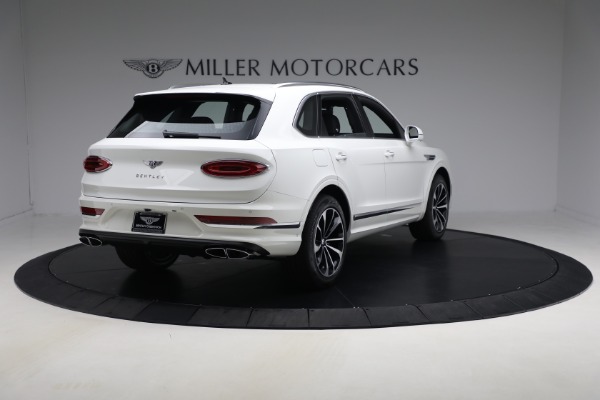 New 2025 Bentley Bentayga V8 for sale $199,900 at Rolls-Royce Motor Cars Greenwich in Greenwich CT 06830 5