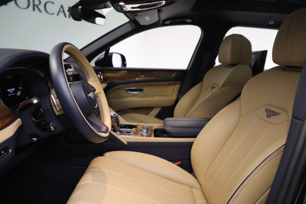 Used 2024 Bentley Bentayga EWB V8 for sale $204,900 at Rolls-Royce Motor Cars Greenwich in Greenwich CT 06830 19