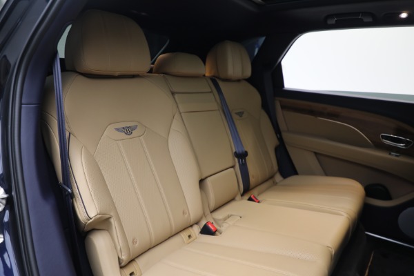 Used 2024 Bentley Bentayga EWB V8 for sale $204,900 at Rolls-Royce Motor Cars Greenwich in Greenwich CT 06830 26