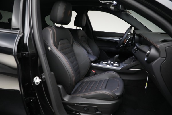New 2025 Alfa Romeo Stelvio Intensa for sale Sold at Rolls-Royce Motor Cars Greenwich in Greenwich CT 06830 21
