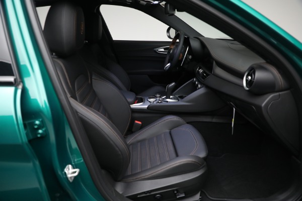 New 2025 Alfa Romeo Giulia Intensa for sale Sold at Rolls-Royce Motor Cars Greenwich in Greenwich CT 06830 16