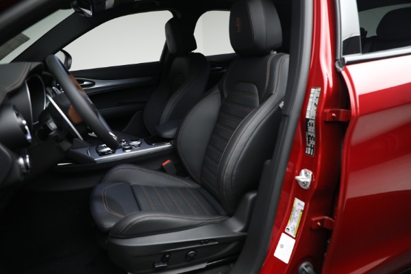 New 2025 Alfa Romeo Stelvio Intensa for sale Sold at Rolls-Royce Motor Cars Greenwich in Greenwich CT 06830 17