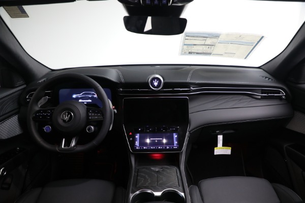 New 2025 Maserati Grecale for sale $77,058 at Rolls-Royce Motor Cars Greenwich in Greenwich CT 06830 22