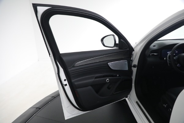 New 2025 Maserati Grecale for sale $69,315 at Rolls-Royce Motor Cars Greenwich in Greenwich CT 06830 21