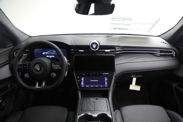 New 2025 Maserati Grecale for sale $69,315 at Rolls-Royce Motor Cars Greenwich in Greenwich CT 06830 22