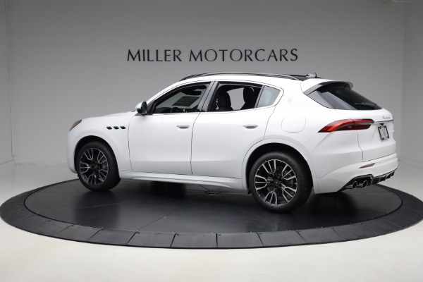 New 2025 Maserati Grecale for sale $69,315 at Rolls-Royce Motor Cars Greenwich in Greenwich CT 06830 4