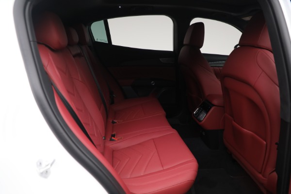 New 2025 Maserati Grecale for sale $82,286 at Rolls-Royce Motor Cars Greenwich in Greenwich CT 06830 18