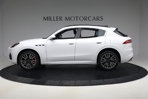 New 2025 Maserati Grecale for sale $82,286 at Rolls-Royce Motor Cars Greenwich in Greenwich CT 06830 2