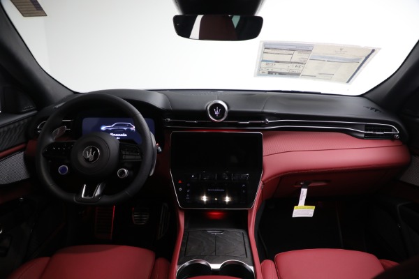 New 2025 Maserati Grecale for sale $82,286 at Rolls-Royce Motor Cars Greenwich in Greenwich CT 06830 22