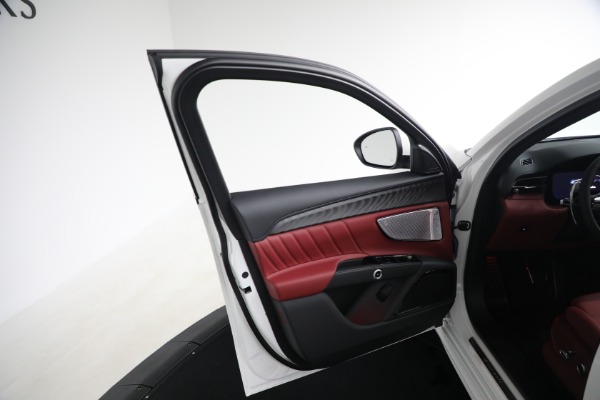 New 2025 Maserati Grecale for sale $82,286 at Rolls-Royce Motor Cars Greenwich in Greenwich CT 06830 23