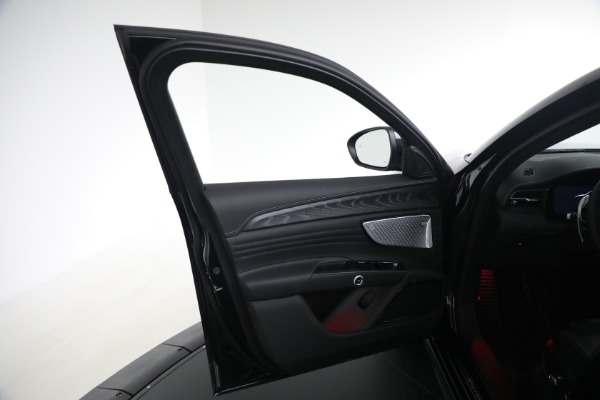 New 2025 Maserati Grecale for sale $71,739 at Rolls-Royce Motor Cars Greenwich in Greenwich CT 06830 22