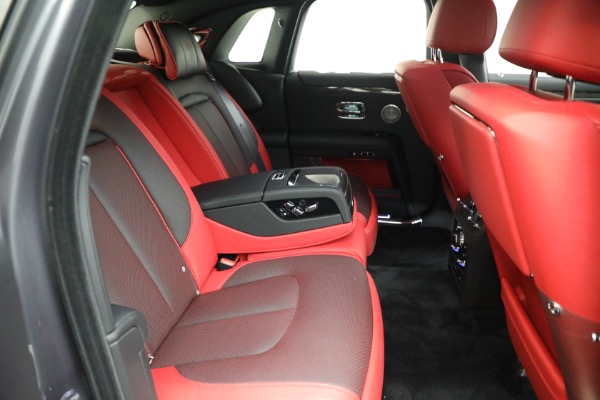 Used 2025 Rolls-Royce Black Badge Ghost for sale $429,900 at Rolls-Royce Motor Cars Greenwich in Greenwich CT 06830 21