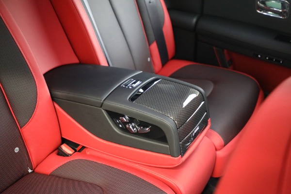 Used 2025 Rolls-Royce Black Badge Ghost for sale $429,900 at Rolls-Royce Motor Cars Greenwich in Greenwich CT 06830 28