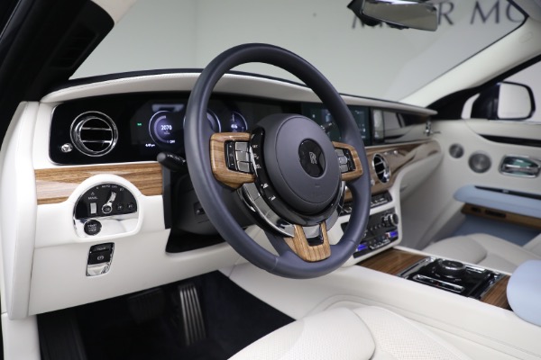 New 2025 Rolls-Royce Ghost for sale $419,900 at Rolls-Royce Motor Cars Greenwich in Greenwich CT 06830 15