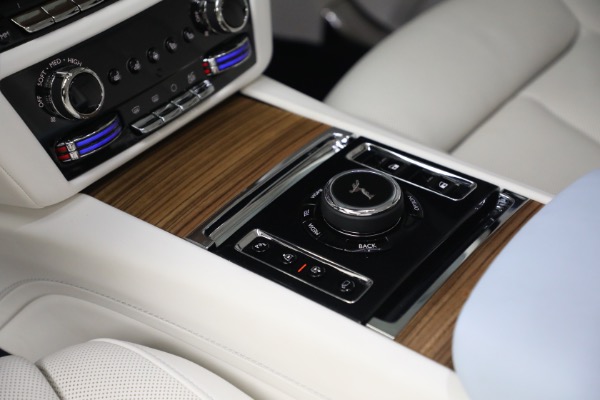 New 2025 Rolls-Royce Ghost for sale $419,900 at Rolls-Royce Motor Cars Greenwich in Greenwich CT 06830 26