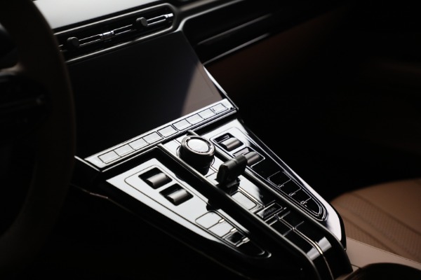 New 2026 Aston Martin Vantage for sale $240,100 at Rolls-Royce Motor Cars Greenwich in Greenwich CT 06830 27