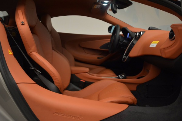 New 2017 McLaren 570S for sale Sold at Rolls-Royce Motor Cars Greenwich in Greenwich CT 06830 19