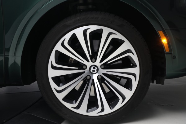 Used 2021 Bentley Bentayga V8 for sale $109,900 at Rolls-Royce Motor Cars Greenwich in Greenwich CT 06830 17