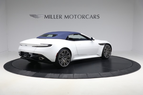 Used 2024 Aston Martin DB12 Volante for sale $245,900 at Rolls-Royce Motor Cars Greenwich in Greenwich CT 06830 19