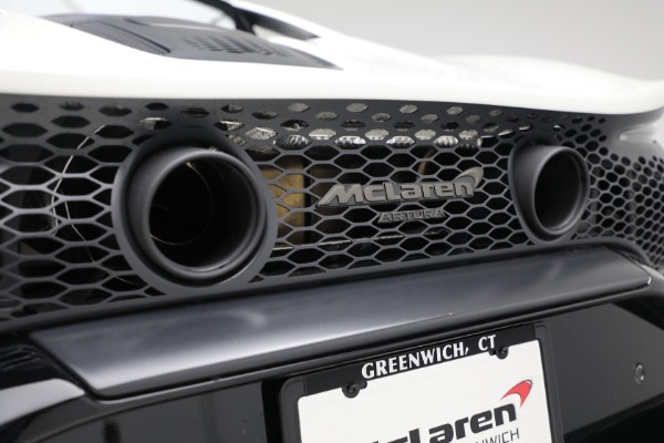 New 2026 McLaren Artura TechLux for sale $304,500 at Rolls-Royce Motor Cars Greenwich in Greenwich CT 06830 27