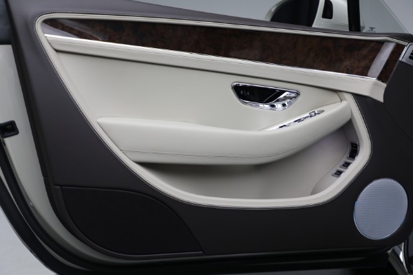 New 2026 Bentley Continental GTC for sale $372,755 at Rolls-Royce Motor Cars Greenwich in Greenwich CT 06830 18