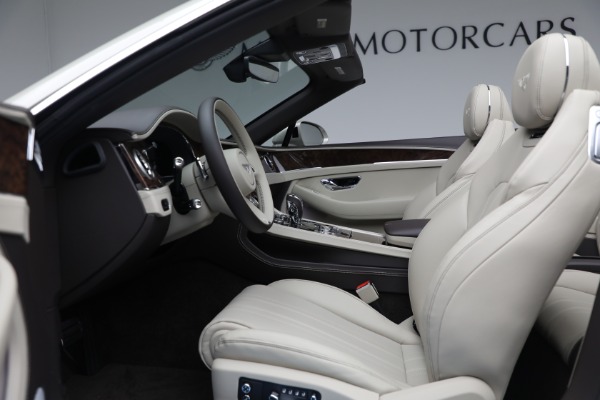 New 2026 Bentley Continental GTC for sale $372,755 at Rolls-Royce Motor Cars Greenwich in Greenwich CT 06830 24