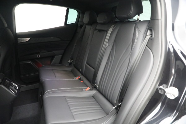 New 2025 Maserati Grecale for sale $71,889 at Rolls-Royce Motor Cars Greenwich in Greenwich CT 06830 21