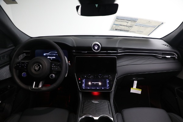 New 2025 Maserati Grecale for sale $71,381 at Rolls-Royce Motor Cars Greenwich in Greenwich CT 06830 21
