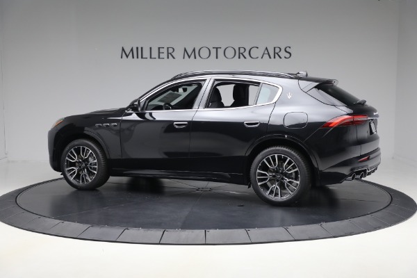 New 2025 Maserati Grecale for sale $72,839 at Rolls-Royce Motor Cars Greenwich in Greenwich CT 06830 4