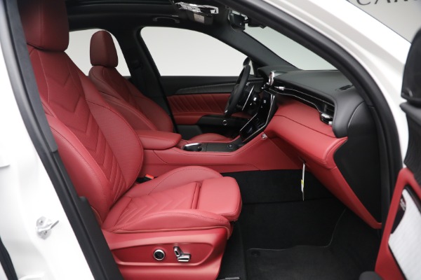 New 2025 Maserati Grecale for sale $82,286 at Rolls-Royce Motor Cars Greenwich in Greenwich CT 06830 17