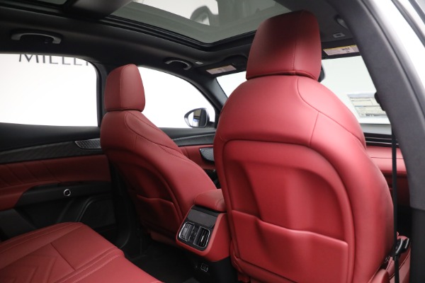 New 2025 Maserati Grecale for sale $82,286 at Rolls-Royce Motor Cars Greenwich in Greenwich CT 06830 19