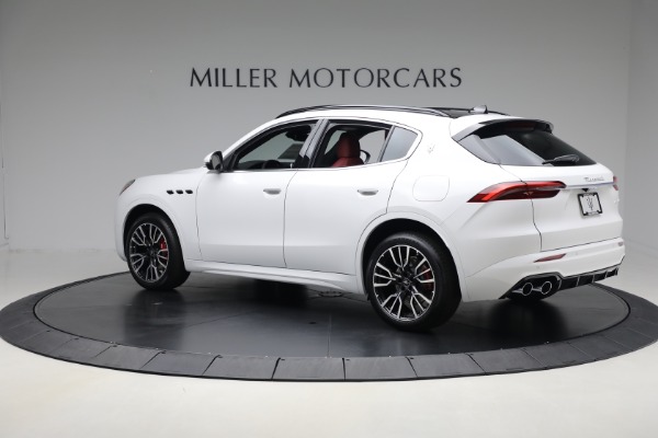 New 2025 Maserati Grecale for sale $82,286 at Rolls-Royce Motor Cars Greenwich in Greenwich CT 06830 3