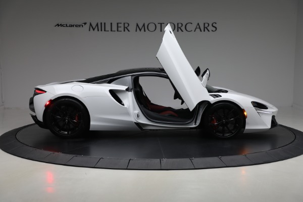 Used 2023 McLaren Artura TechLux for sale Sold at Rolls-Royce Motor Cars Greenwich in Greenwich CT 06830 19