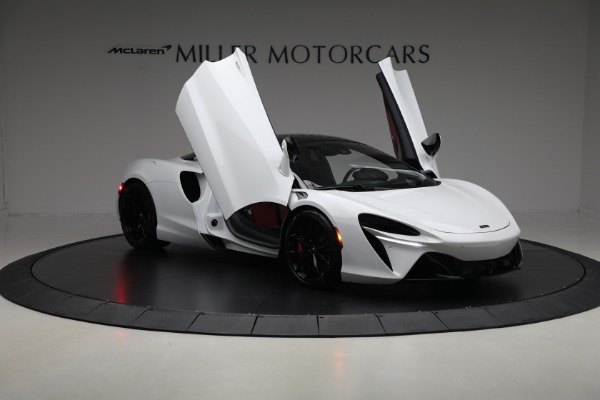 Used 2023 McLaren Artura TechLux for sale Sold at Rolls-Royce Motor Cars Greenwich in Greenwich CT 06830 20