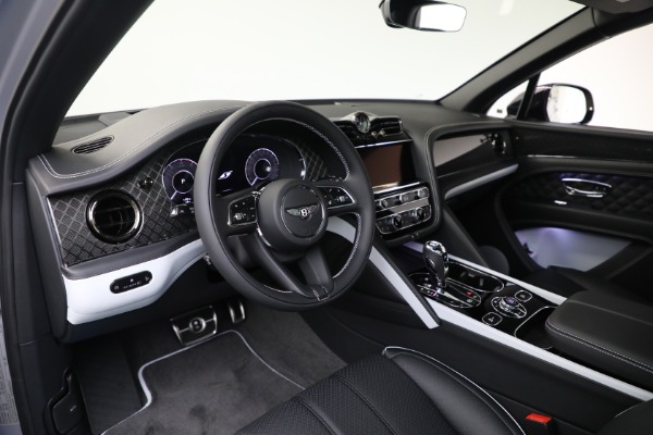 New 2025 Bentley Bentayga S Black Edition for sale $264,900 at Rolls-Royce Motor Cars Greenwich in Greenwich CT 06830 15