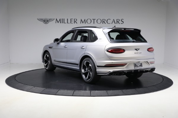 New 2025 Bentley Bentayga S Black Edition for sale $264,900 at Rolls-Royce Motor Cars Greenwich in Greenwich CT 06830 3