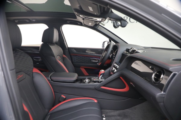 New 2026 Bentley Bentayga Speed V8 for sale $401,690 at Rolls-Royce Motor Cars Greenwich in Greenwich CT 06830 23