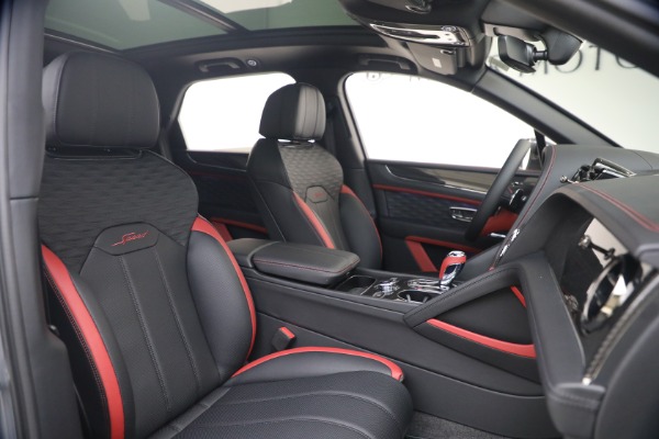 New 2026 Bentley Bentayga Speed V8 for sale $401,690 at Rolls-Royce Motor Cars Greenwich in Greenwich CT 06830 24