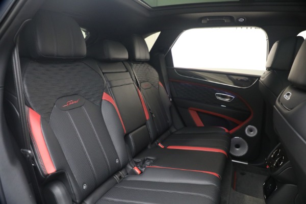 New 2026 Bentley Bentayga Speed V8 for sale $401,690 at Rolls-Royce Motor Cars Greenwich in Greenwich CT 06830 27