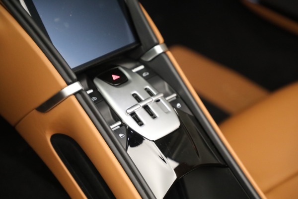 Used 2025 Ferrari Roma Spider for sale $334,900 at Rolls-Royce Motor Cars Greenwich in Greenwich CT 06830 23