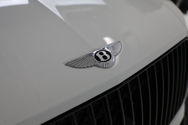 Used 2025 Bentley Bentayga EWB Azure V8 for sale $259,900 at Rolls-Royce Motor Cars Greenwich in Greenwich CT 06830 13