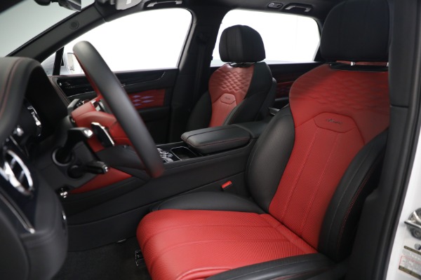 Used 2025 Bentley Bentayga EWB Azure V8 for sale $259,900 at Rolls-Royce Motor Cars Greenwich in Greenwich CT 06830 17