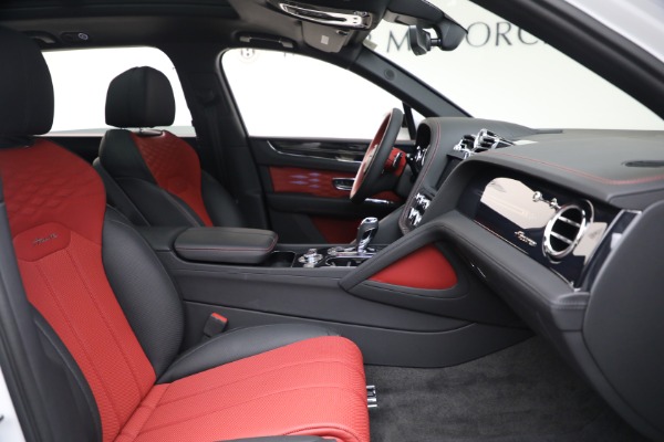 Used 2025 Bentley Bentayga EWB Azure V8 for sale $259,900 at Rolls-Royce Motor Cars Greenwich in Greenwich CT 06830 22