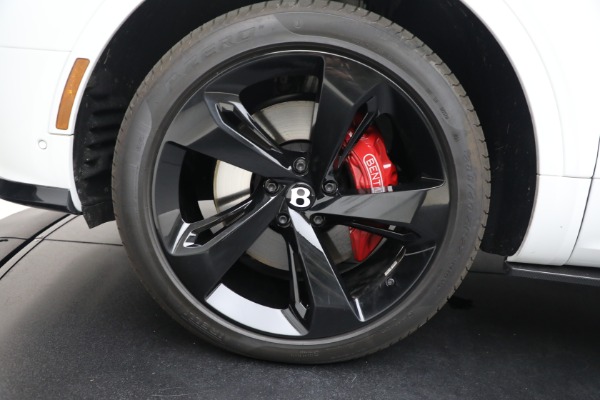 Used 2025 Bentley Bentayga EWB Azure V8 for sale $259,900 at Rolls-Royce Motor Cars Greenwich in Greenwich CT 06830 9