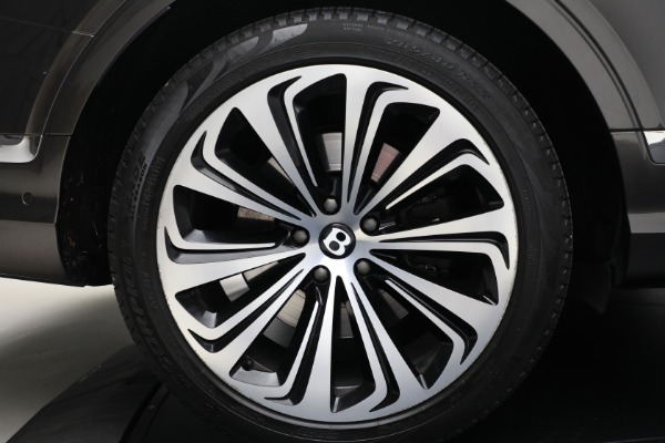 Used 2021 Bentley Bentayga First Edition V8 for sale $119,900 at Rolls-Royce Motor Cars Greenwich in Greenwich CT 06830 16