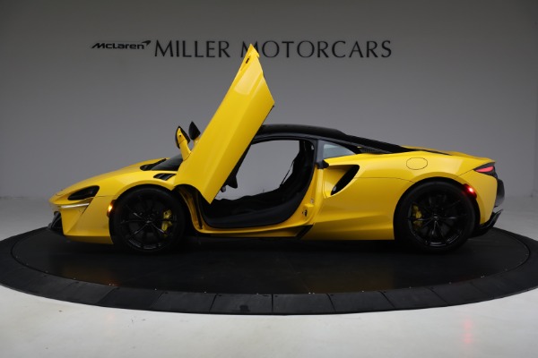 Used 2024 McLaren Artura for sale $193,900 at Rolls-Royce Motor Cars Greenwich in Greenwich CT 06830 15